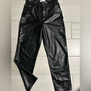 NWOT Abercrombie & Fitch | The Ankle Straight | Ultra High Rise | Size 30L